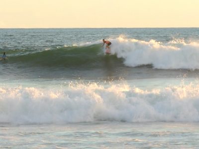 Мадиха Серф поинт, уроки серфинга IO Surf Полхена , Матара, русский инструктор